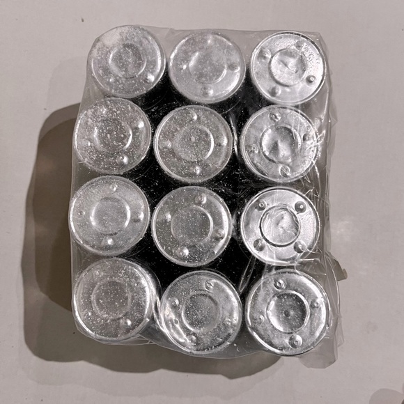 BRAND NEW SET OF 96 TEA LIGHTS - Picture 3 of 8